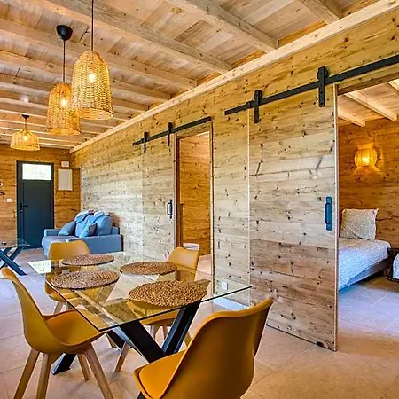 Le Domaine Du Pech Eternel Hotel *